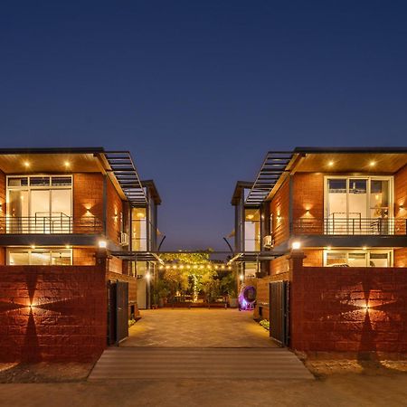 Saffronstays Calvin - 3 Bedroom Pool Villa In Lonavala Dış mekan fotoğraf
