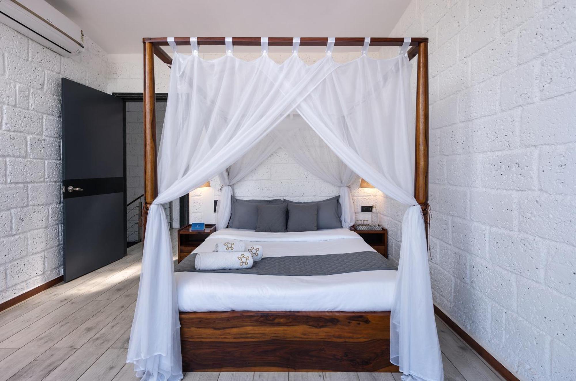 Saffronstays Calvin - 3 Bedroom Pool Villa In Lonavala Dış mekan fotoğraf