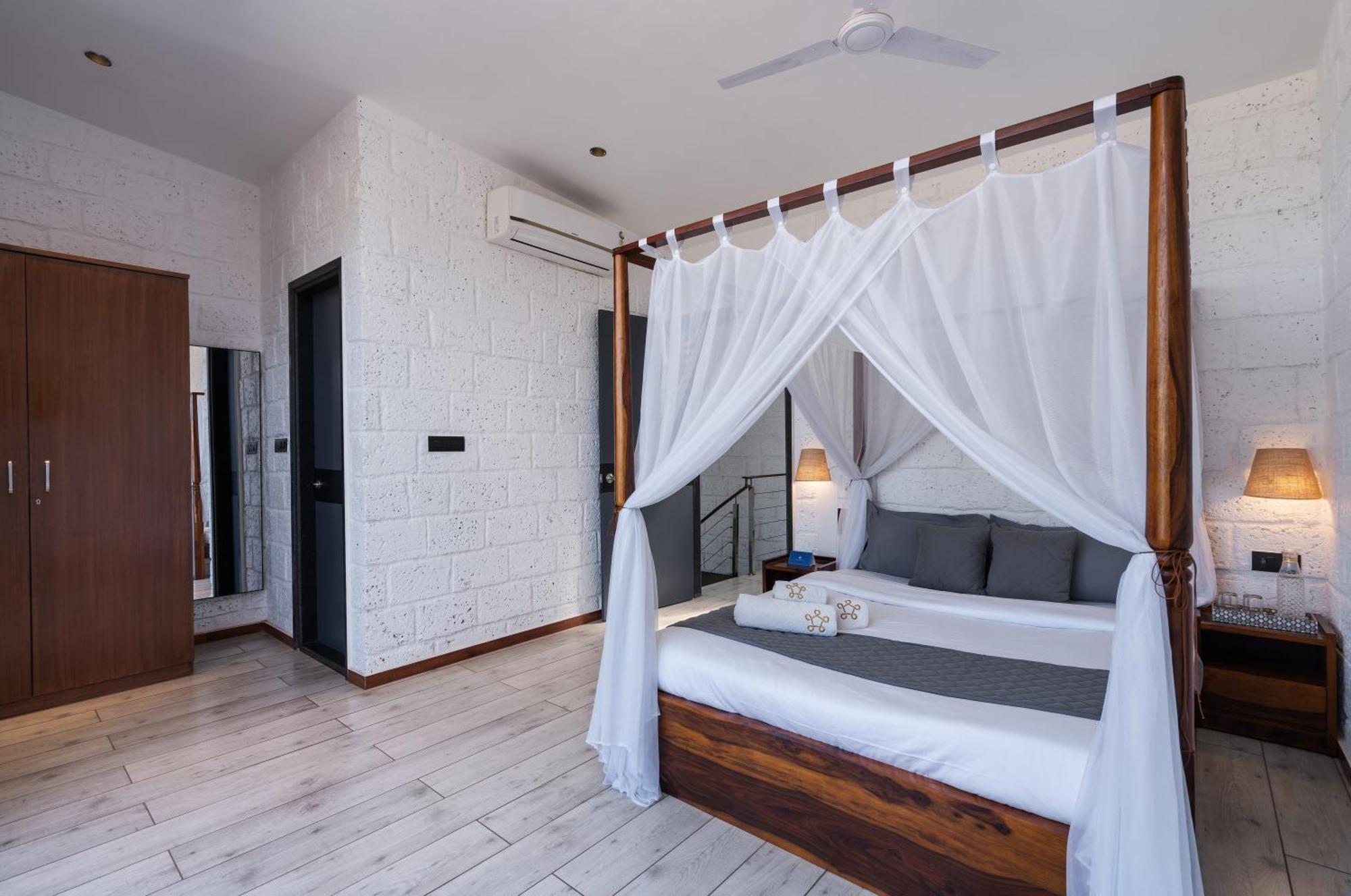 Saffronstays Calvin - 3 Bedroom Pool Villa In Lonavala Dış mekan fotoğraf