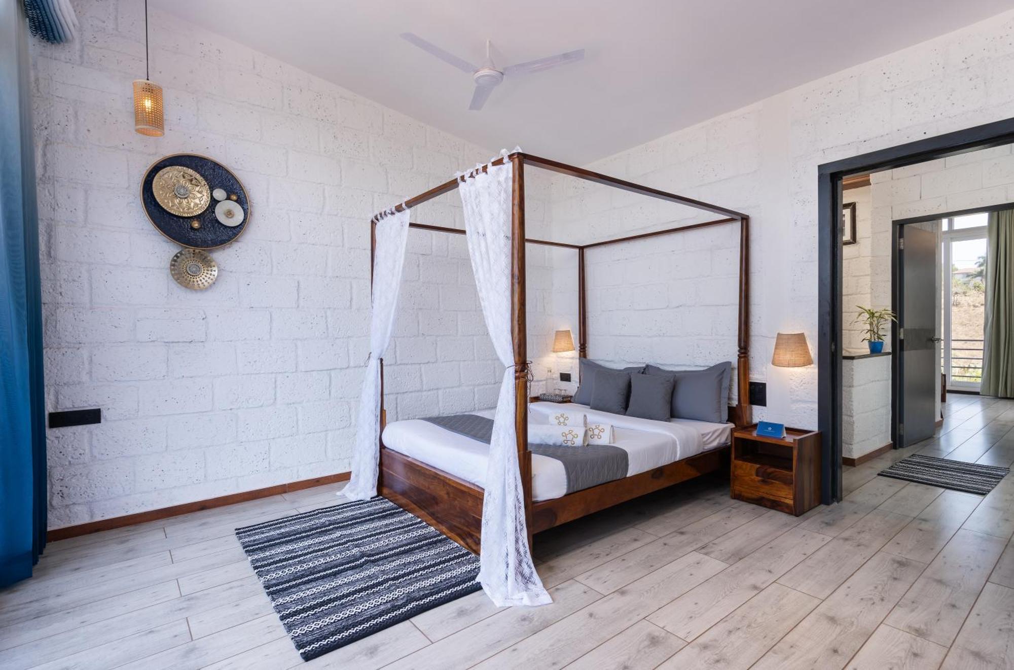 Saffronstays Calvin - 3 Bedroom Pool Villa In Lonavala Dış mekan fotoğraf